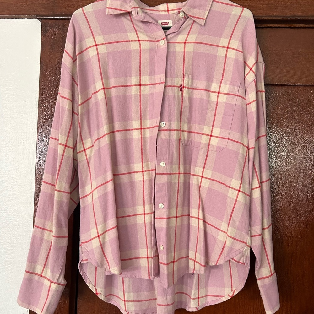 Levi’s Pink Plaid flannel